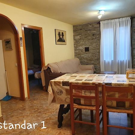 كيرالبس Apartaments Rurals XIX الغرفة الصورة